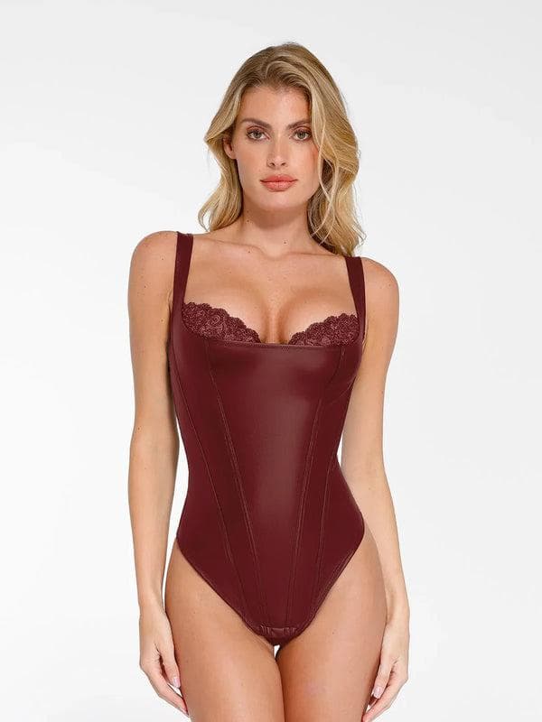 Body sculptant chic en similicuir et dentelle décolleté balconnet